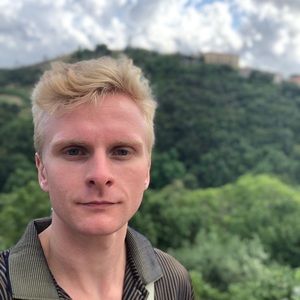 Meet your Posher, Casey